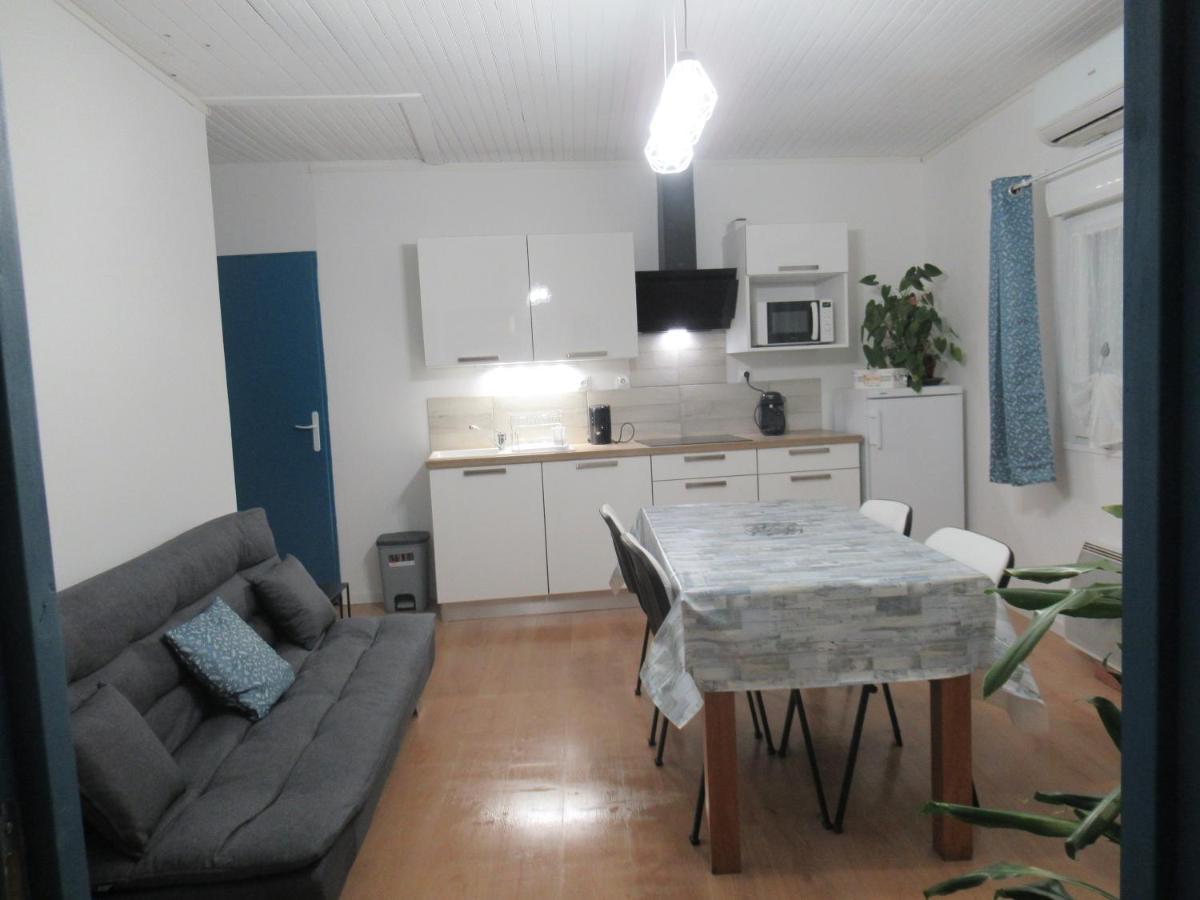 Gite La Chaumette Appartement Turquoise Villeneuve-de-Berg Exterior foto